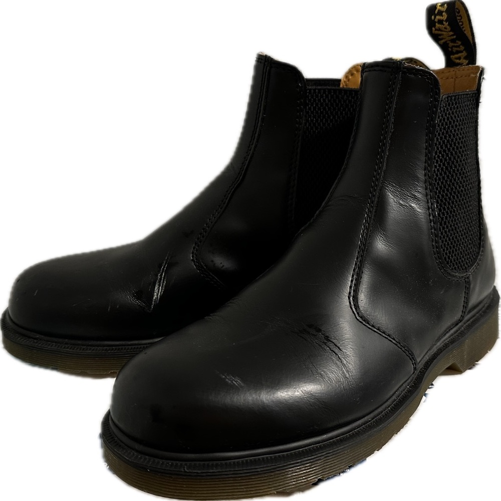Dr. Martens LEATHER CHELSEA BOOTS worn once